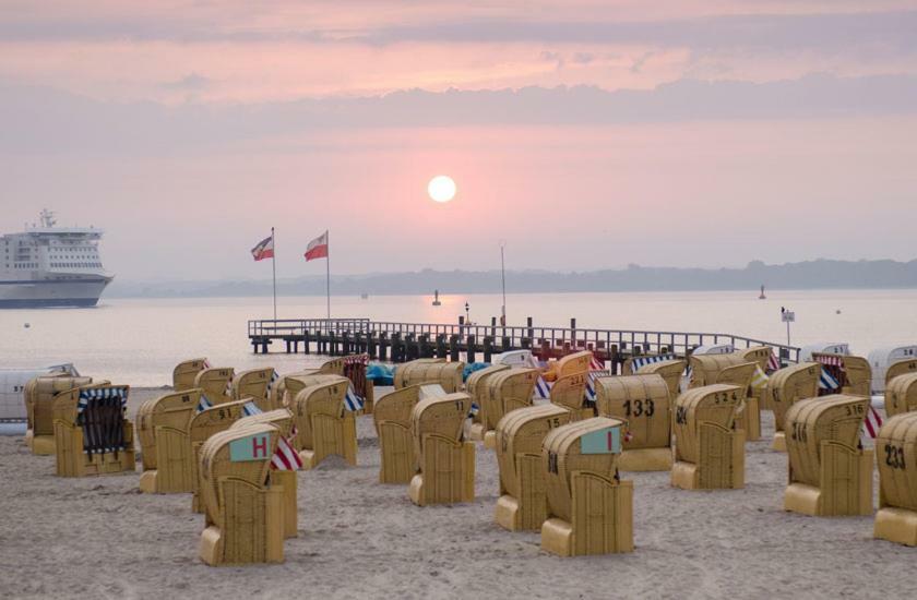 Seaside Mit Ostseeblick Lübeck Buitenkant foto